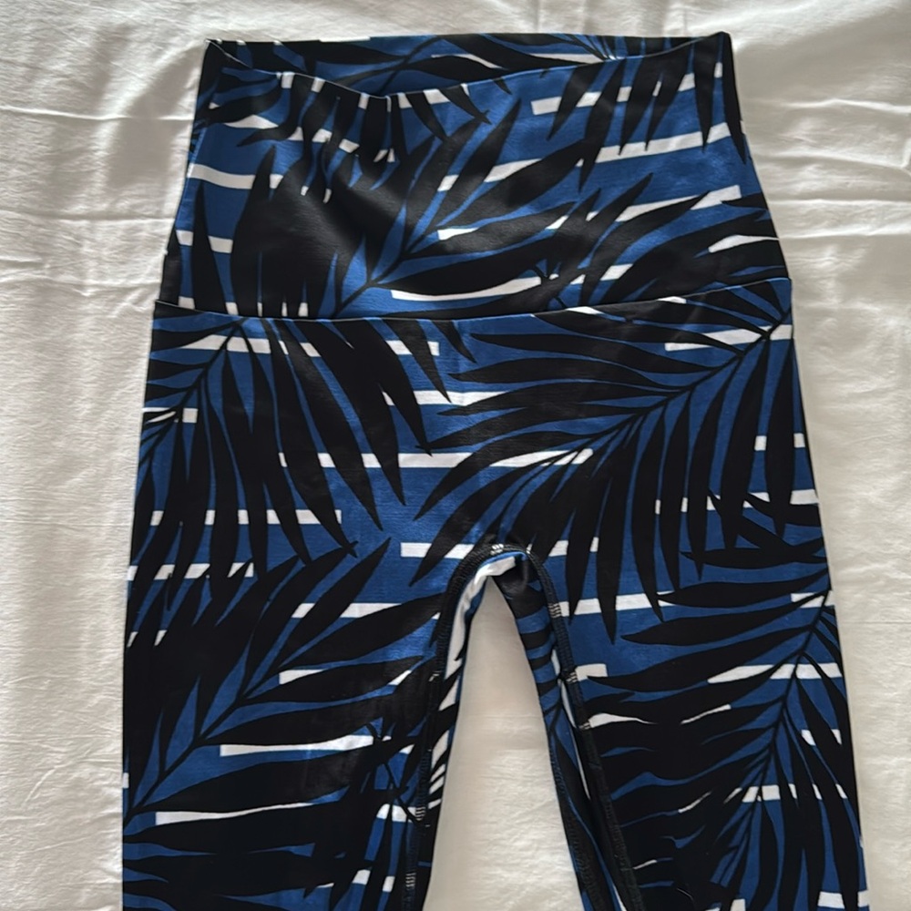 K-Deer full length tights. Small, EUC.